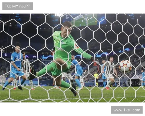 图拉与罗斯托夫的激烈对决揭示足球战术与团队合作的精彩瞬间