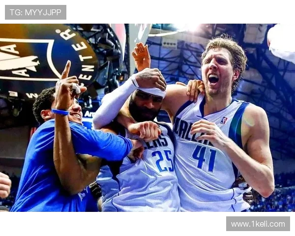 小牛与马刺季后赛第五场激战回顾与精彩瞬间分析