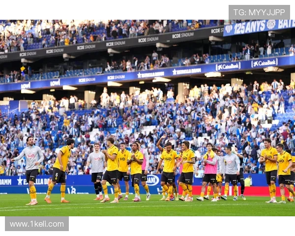 巴利亚主场迎战皇家社会双方争夺西甲积分榜关键战役